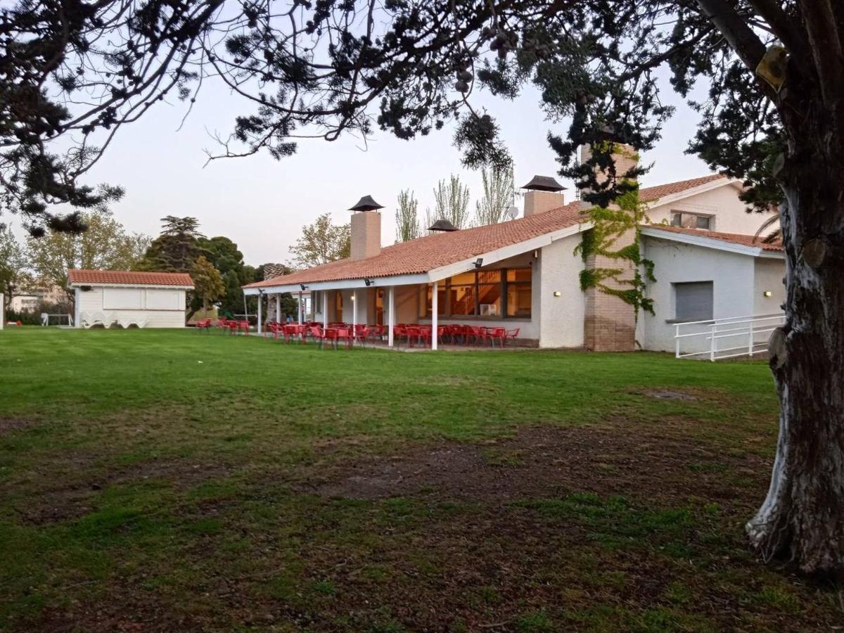 Bungalows Zaragoza Camping מראה חיצוני תמונה