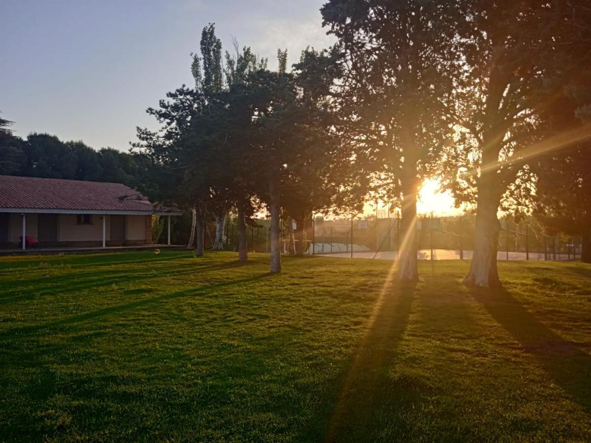 Bungalows Zaragoza Camping מראה חיצוני תמונה